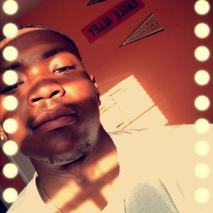 Meet your Posher, Isaiah